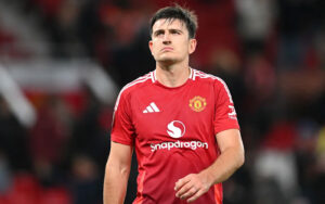 Tại sao Harry Maguire không có mặt trong đội hình Man United đối đầu với Tottenham